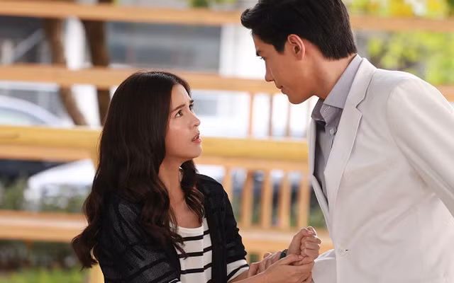 Chàng rể đòi tiền mẹ vợ, dọa "trả con gái về nơi sản xuất" Chang re doi tien me vo, doa