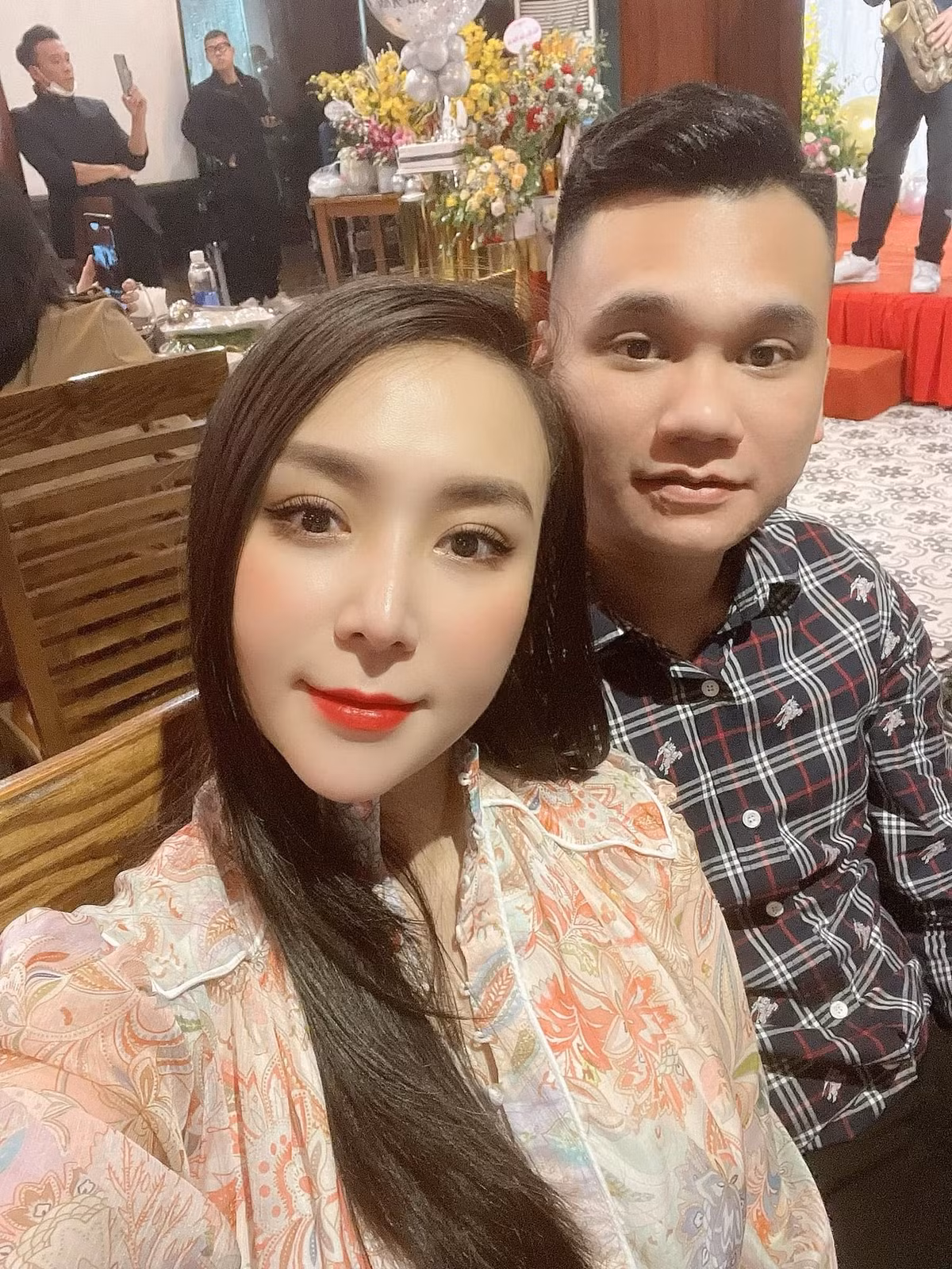 Vo DJ nong bong, sinh doi hai con cho ca si Khac Viet-Hinh-22