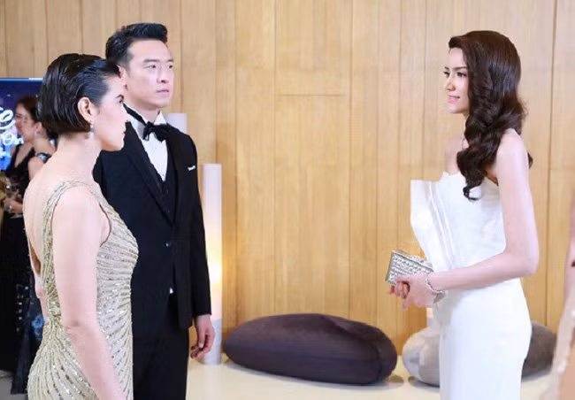 Bi ban trai phan boi roi dua 25 trieu tien “den bu thanh xuan”
