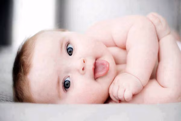Tre co dac diem nay khi sinh ra se vo cung thanh cong