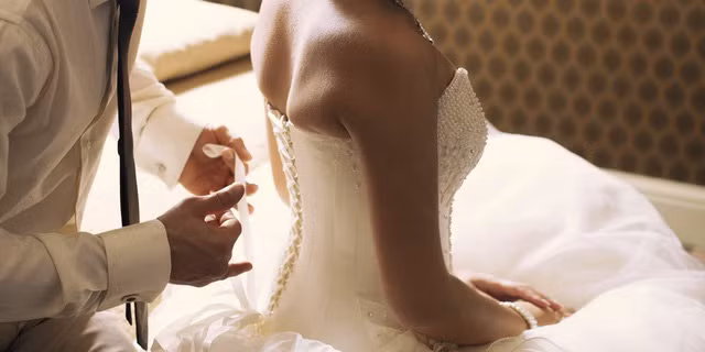 Dem tan hon, vo moi cuoi tu nhan minh la hang second hand