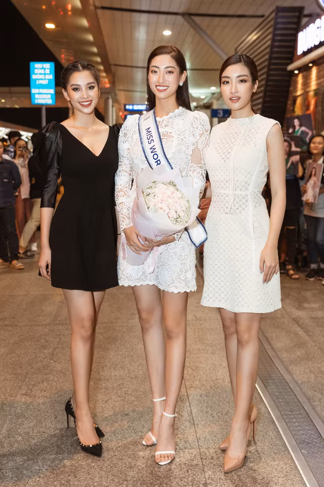 Luong Thuy Linh giong het 