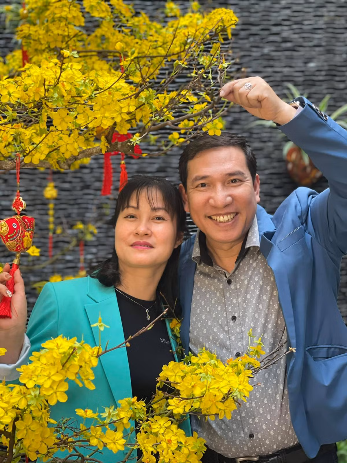 Nhan sac vo kem 11 tuoi cua nghe si Quang Thang-Hinh-12