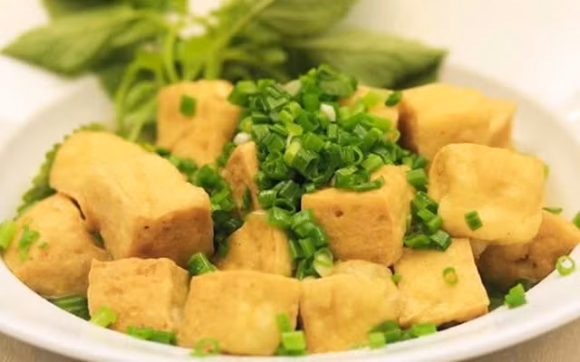5 thực phẩm đại kỵ với hành lá, chớ dại mà nấu chung - Hình 2 5 thuc pham dai ky voi hanh la, cho dai ma nau chung-Hinh-2