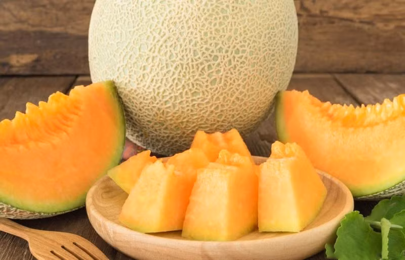 3 bí quyết chọn dưa lưới tươi ngon, ngọt lịm, giòn thơm ảnh 2