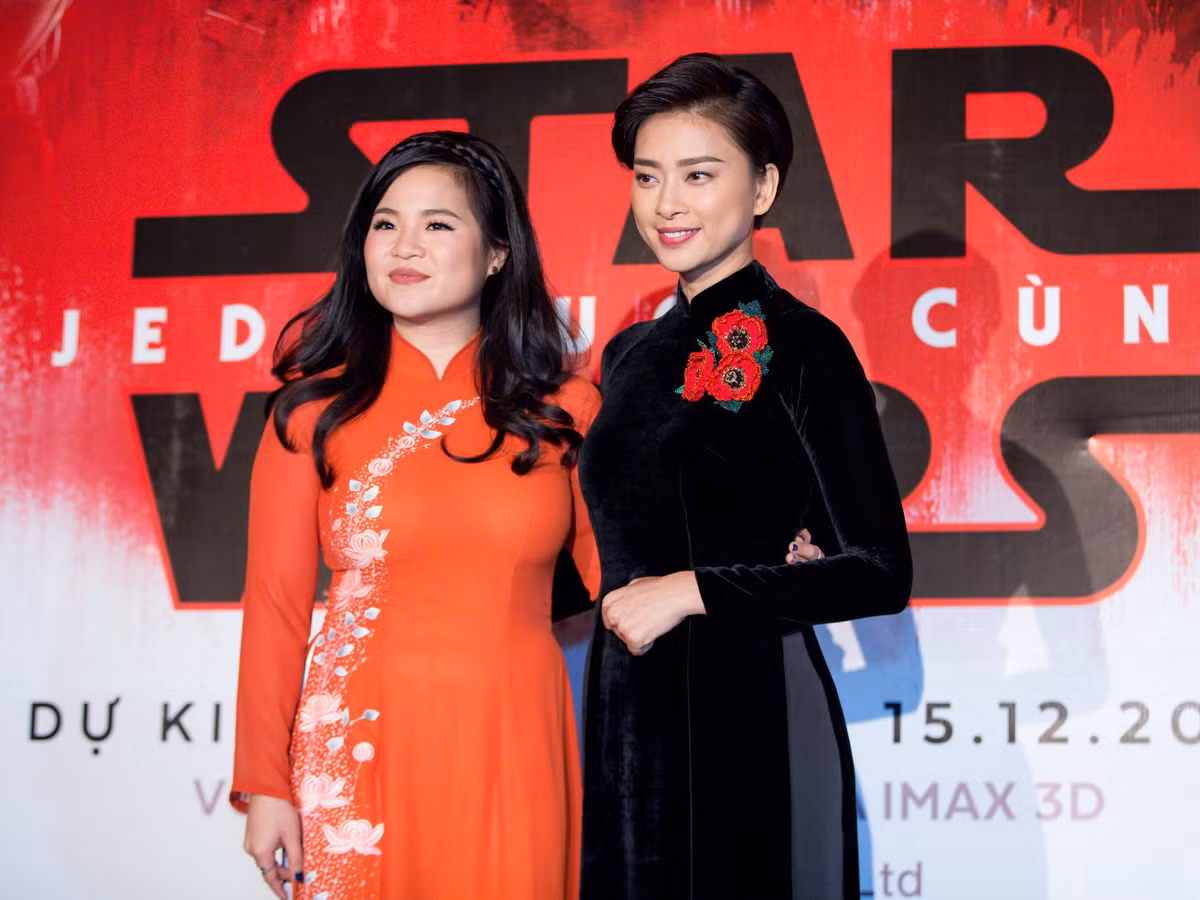 Trần Loan từng chia sẻ trên báo chí là gia nhập Hollywood từ năm 22 tuổi nhưng cô vẫn đấu tranh chống lại sự kỳ thị ở chính Hollywood. Diễn viên gốc Á thường ít được xem trọng tại kinh đô điện ảnh. Song, cô vẫn có chỗ đứng nhất định khi đóng một số phim như Originals (2006), About a Boy (2014) và Gortimer Gibbon's Life on Normal Street (2014)... Việc góp giọng chính trong phim hoạt hình mới nhất của Disney là bước tiến trong sự nghiệp của nữ diễn viên.