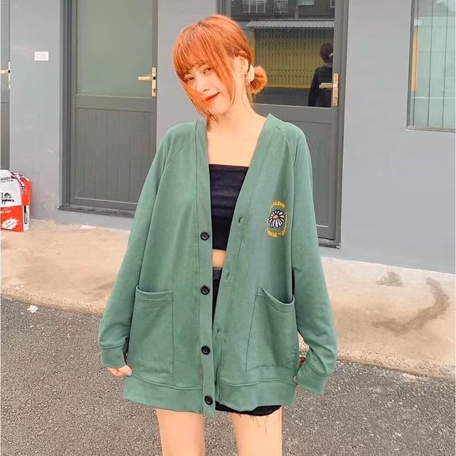 Nhung mau cardigan mua thu de khien ban tro nen que kieng vi loi mot-Hinh-3