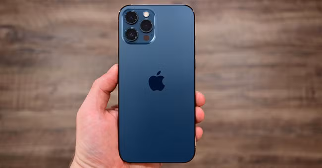 Lý do khiến iPhone 12 ế ẩm còn iPhone 12 Pro Max lại luôn đắt hàng - Hình 3 Ly do khien iPhone 12 e am con iPhone 12 Pro Max lai luon dat hang-Hinh-3