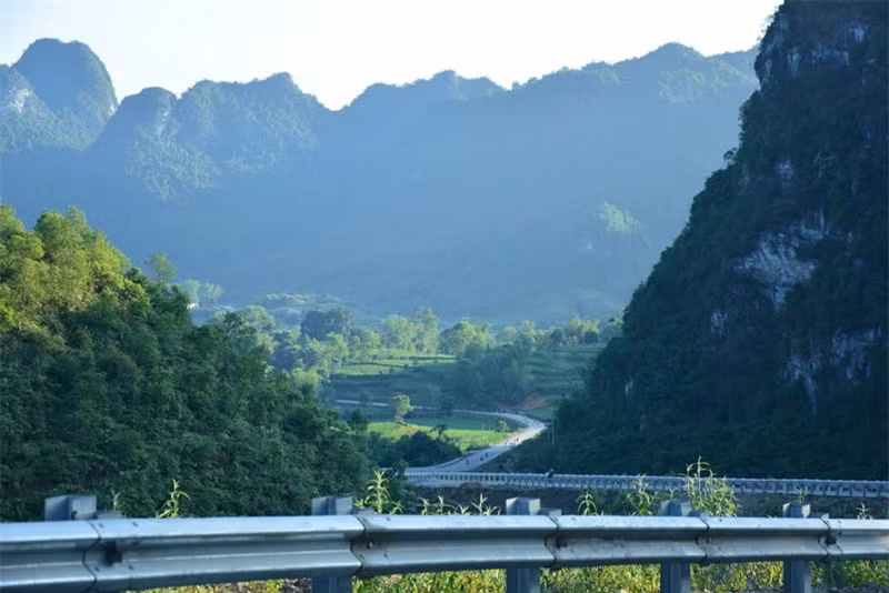  Trong chiến tranh biên giới Việt-Trung năm 1979, đèo là “lá chắn” kiên cố cho quân ta. Ảnh: Vu Son. 