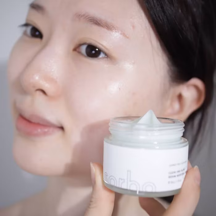 3 điều cần làm sau khi tẩy tế bào chết để da sáng bật tông 3 dieu can lam sau khi tay te bao chet de da sang bat tong