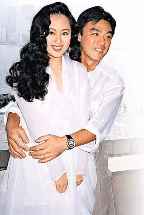 Diem danh nhung nghe si Cbiz lay phai “co vo pha gia