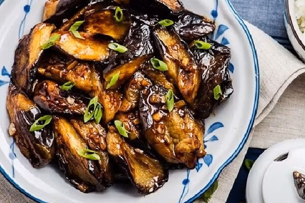 3 loại rau củ càng ăn nhiều càng phát phì, béo bụng - Hình 2 3 loai rau cu cang an nhieu cang phat phi, beo bung-Hinh-2