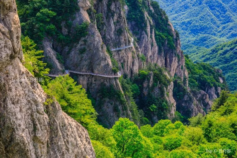 Canh sac than tien tren nui Lao Quan-Hinh-27