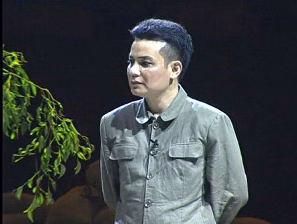 Đời tư về ông bố quyền lực của Mạnh Trường trong "Hương vị tình thân" - Hình 2 Doi tu ve ong bo quyen luc cua Manh Truong trong