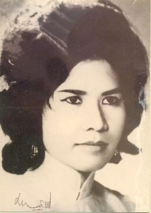 5 my nhan tuyet sac la tinh dich cua Nam Phuong Hoang Hau-Hinh-11