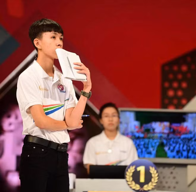 Chàng trai gây tiếc nuối nhất chung kết Olympia 2020 bất ngờ với điểm thi THPT - Hình 3 Chang trai gay tiec nuoi nhat chung ket Olympia 2020 bat ngo voi diem thi THPT-Hinh-3
