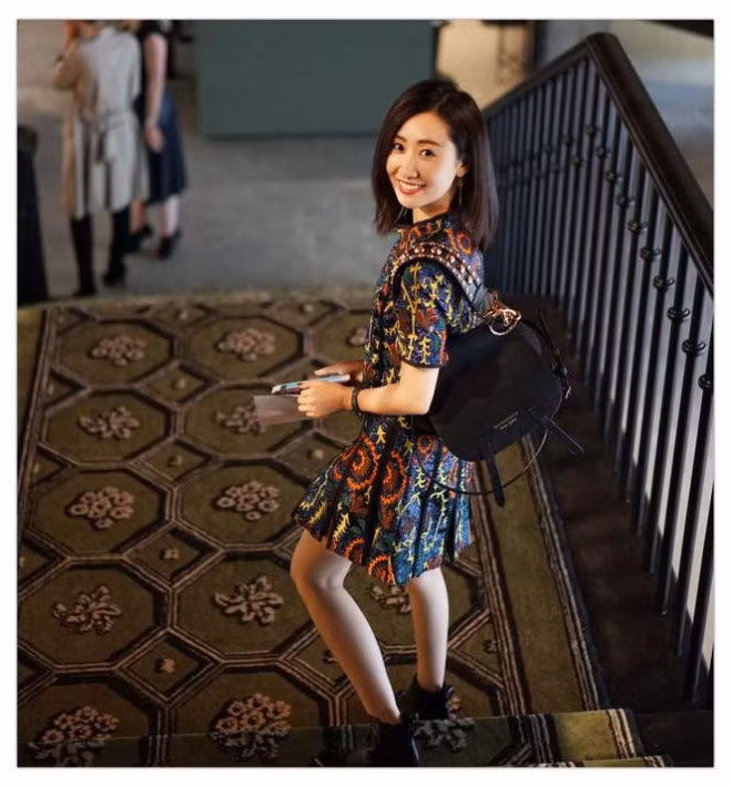 Co gai blogger noi tieng ban duoc 100 chiec xe hoi trong 5 phut-Hinh-2