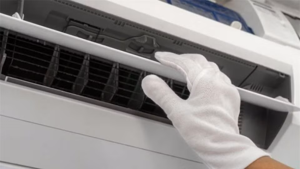 Tác hại khôn lường nếu không bảo dưỡng điều hòa thường xuyên ảnh 1 Tác hại khôn lường nếu không bảo dưỡng điều hòa thường xuyên ảnh 1