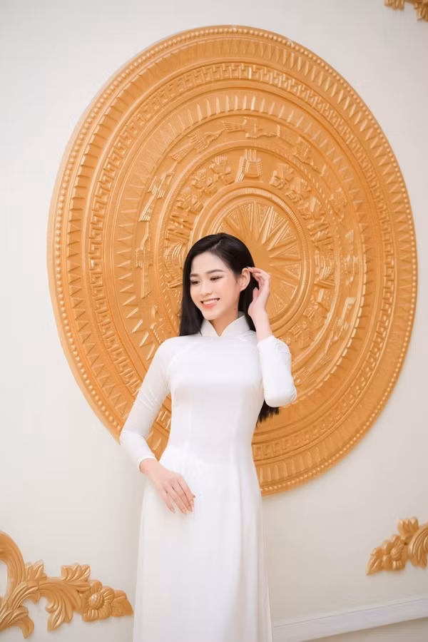 Hoa hau Viet Nam 2020 Do Thi Ha ngay cang goi cam-Hinh-11