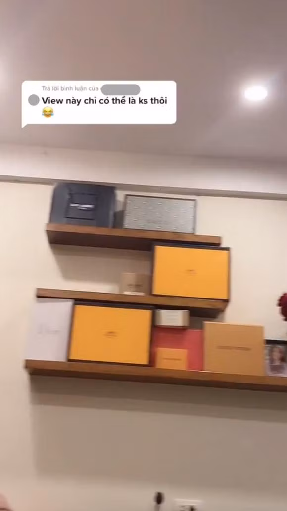 Thu Vu khoe dien thoai moi nhung lai bi dan mang soi ra diem nay-Hinh-6