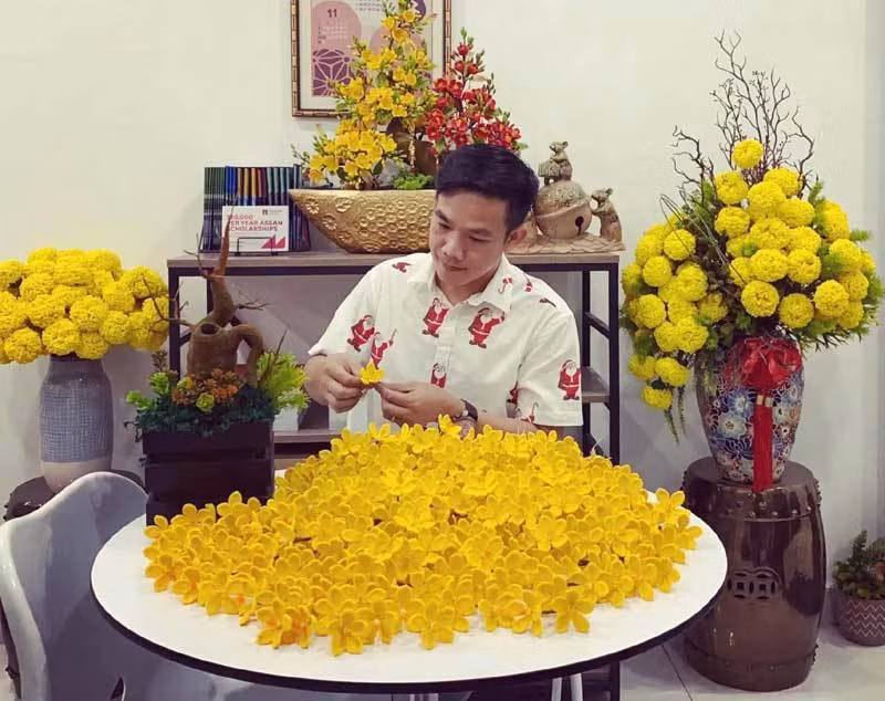 Hoa dao len soi, gia chuc trieu van kho mua