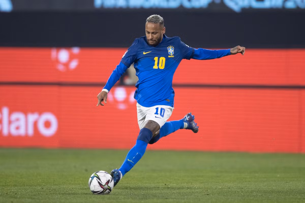 Neymar không ghi bàn trong trận đấu với Chile. Tuy nhiên, Brazil vẫn giành chiến thắng 1-0 ngay trên sân khách với pha lập công của Everton Ribeiro.