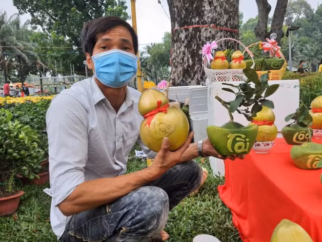 Dua ho lo doc dao tien trieu thu hut khach choi Tet-Hinh-2