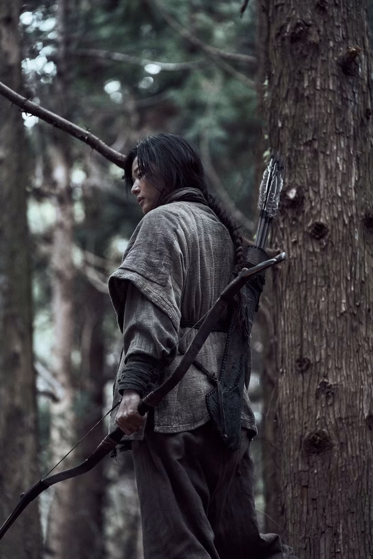 Sao nhi 13 tuoi khien Jun Ji Hyun lu mo trong ngoai truyen 