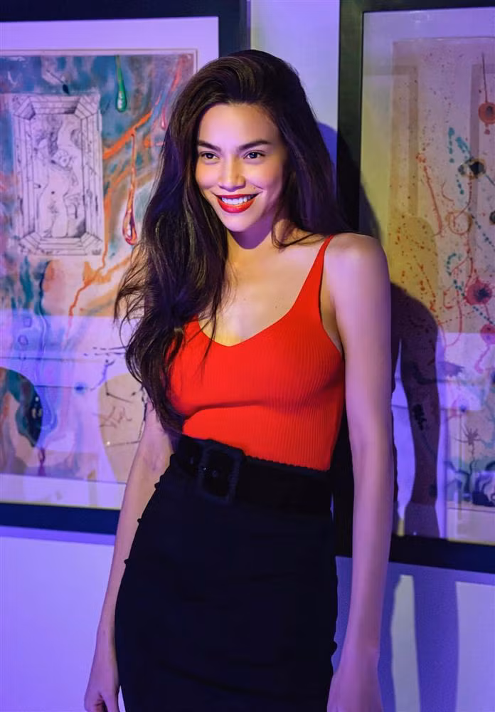 Body Ho Ngoc Ha van chua hoan hao sau 3 thang sinh-Hinh-4