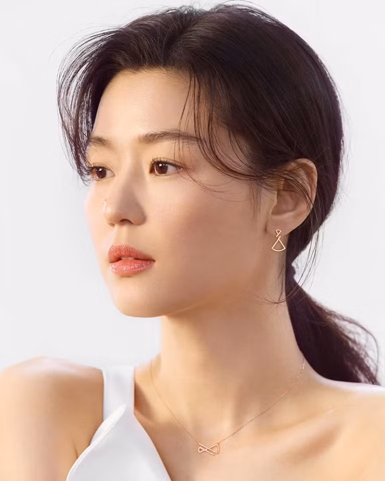 Đàn bà càng từng trải càng làm đắm say lòng người - Hình 2 Dan ba cang tung trai cang lam dam say long nguoi-Hinh-2