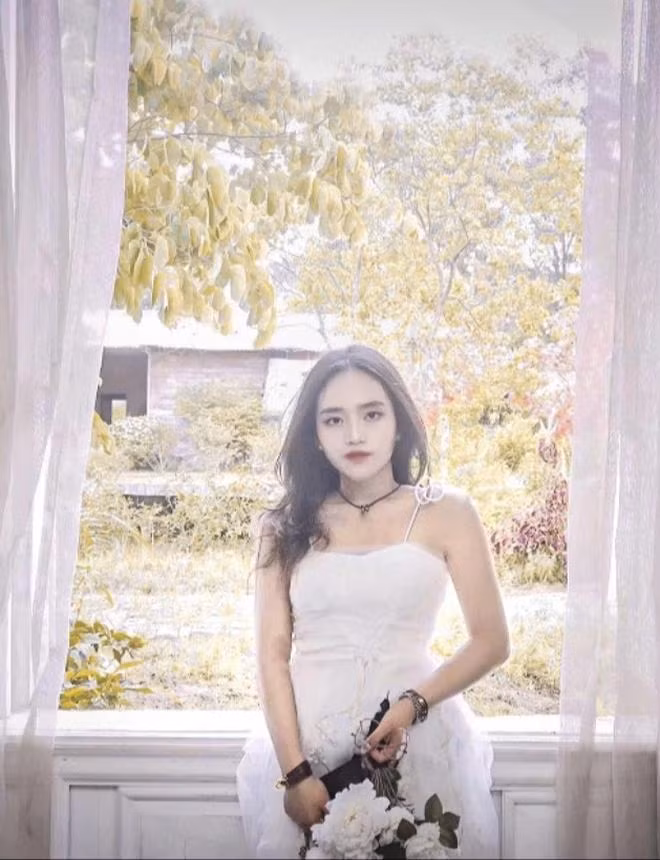 Rich kid 2k Hai Phong sang lai Ferrari di hoc, toi ve lam sep-Hinh-6