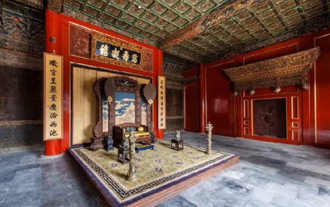 Tại sao thời hoàng đế Khang Hi, Từ Ninh Cung bị bỏ không? - Hình 2 Tai sao thoi hoang de Khang Hi, Tu Ninh Cung bi bo khong?-Hinh-2