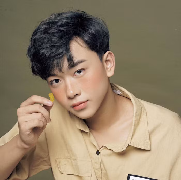 Hotboy Ngo Quyen Linh len tieng phu nhan tin don lam nguoi khac co bau-Hinh-4
