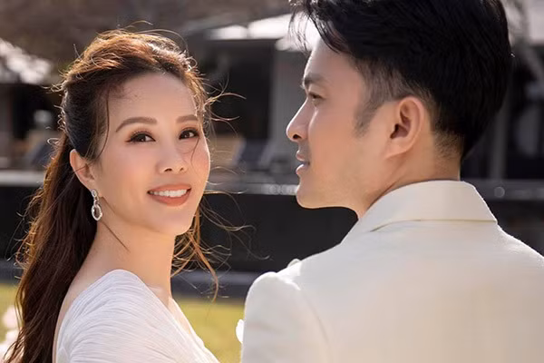 Yeu duong va hon nhan lech tuoi: 