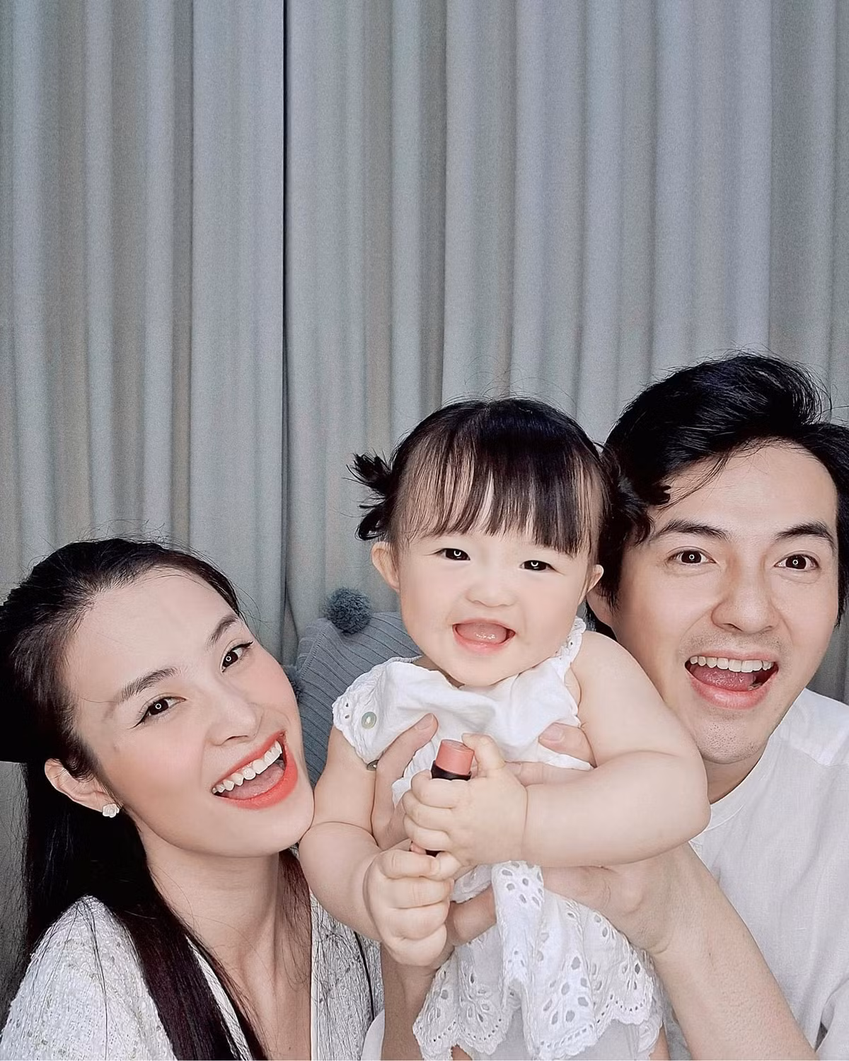 "Nóc nhà quyền lực" không những đẹp mà còn giỏi giang của sao Việt - Hình 4 "Nóc nhà quyền lực" không những đẹp mà còn giỏi giang của sao Việt ảnh 4