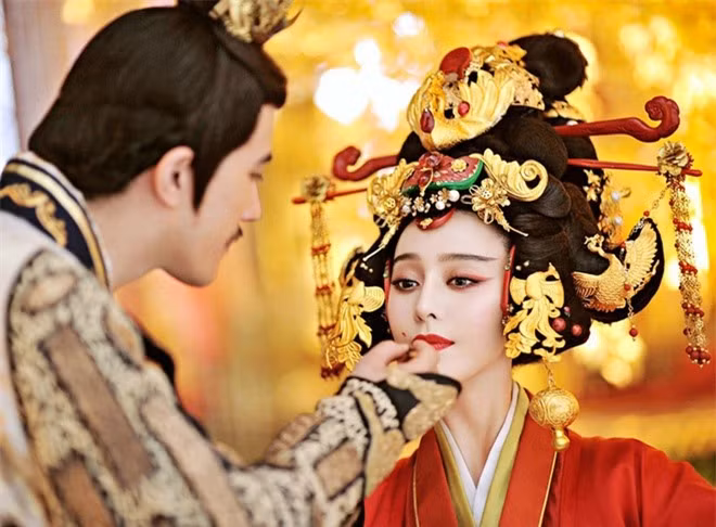 Thái tử nhà Đường giải mã nghi án ngàn năm về Võ Tắc Thiên Thai tu nha Duong giai ma nghi an ngan nam ve Vo Tac Thien
