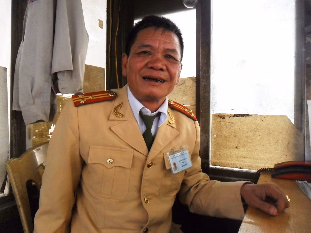 Thượng tá Lê Đức Đoàn nhận định, CSGT Thanh Hóa bắn người vi phạm giao thông là sai. Thượng tá Lê Đức Đoàn nhận định, CSGT Thanh Hóa bắn người vi phạm giao thông là sai.