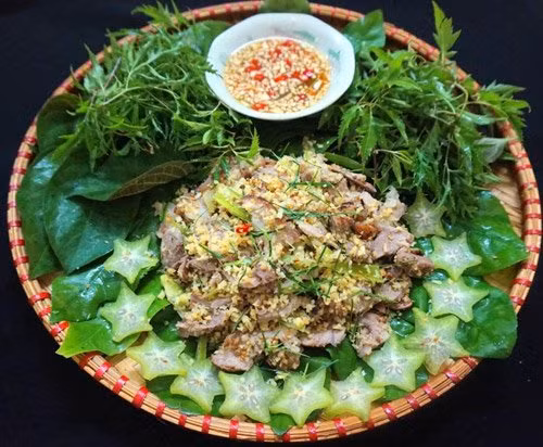 Mua chân giò lợn chọn chân trước hay sau ngon hơn? - Hình 7 Mua chan gio lon chon chan truoc hay sau ngon hon?-Hinh-7