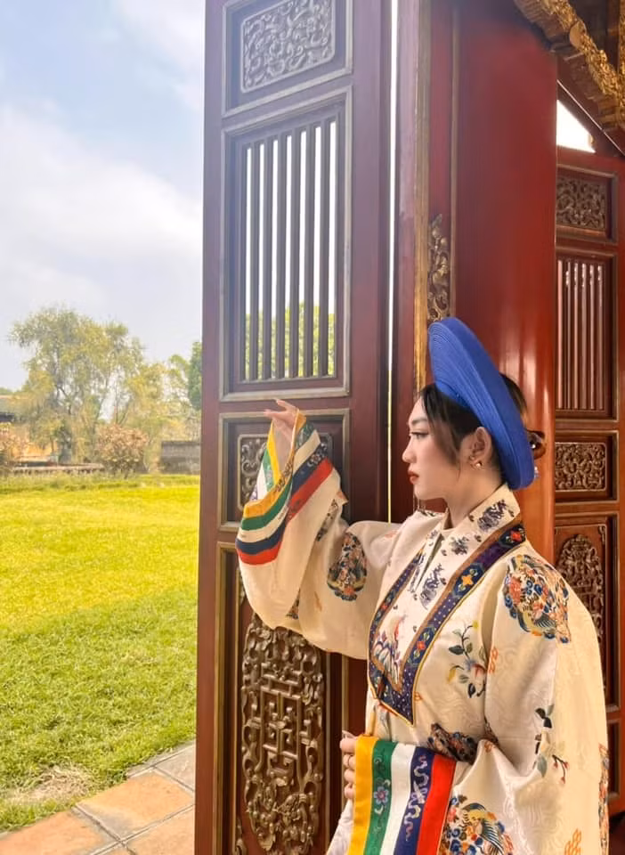 Trai nghiem co phuc duyen dang cung nhung chuyen di day mau sac-Hinh-5