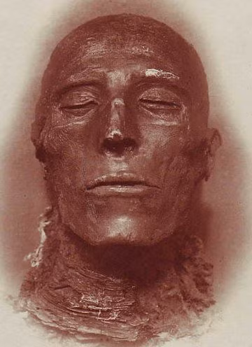 Sau khi Horemheb qua đời mà không có con kế vị, Pramesse trở thành pharaon với vương hiệu Ramesses I, là vị pharaoh sáng lập ra Vương triều thứ 19 của Ai Cập cổ đại.