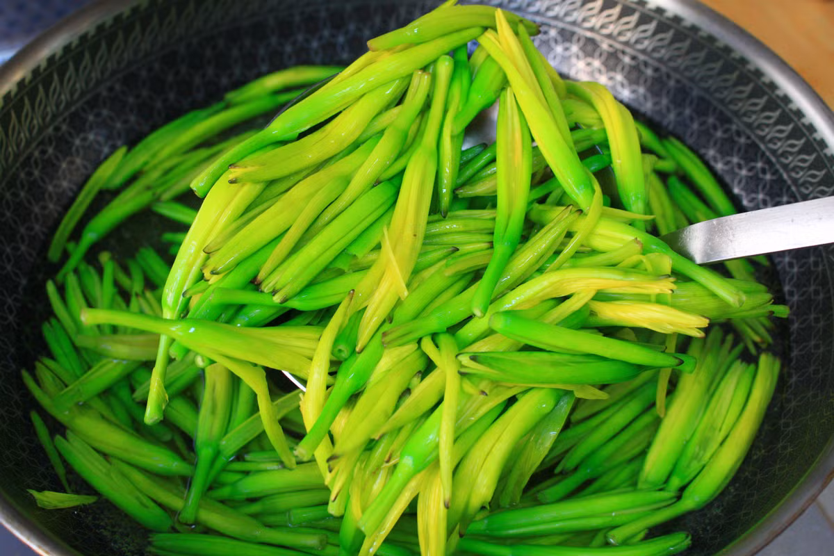 An 3 loat rau dai nay tot hon dung dong trung ha thao-Hinh-15