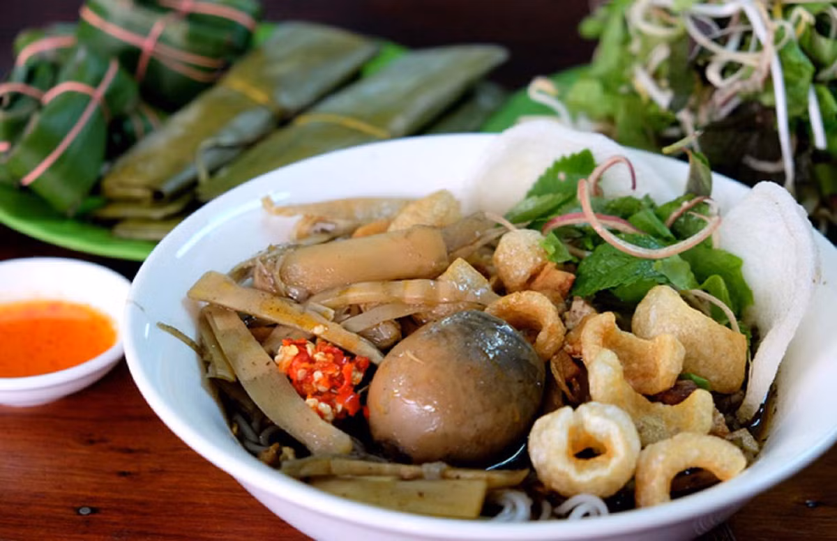 Dac san gom tron huong vi nui rung Tay Nguyen an 