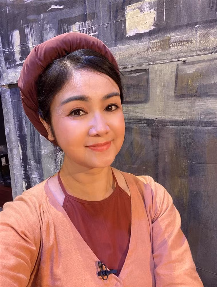 Cuộc sống của mỹ nhân "lá ngọc cành vàng" ở tuổi 55 - Hình 13 Cuoc song cua my nhan