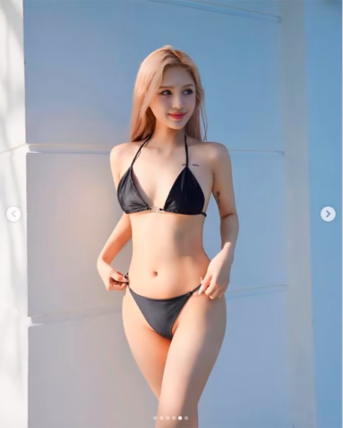 Xoài Non khoe bikini mướt mắt, danh tính người chụp khiến netizen ngỡ ngàng - Hình 7 Xoai Non khoe bikini muot mat, danh tinh nguoi chup khien netizen ngo ngang-Hinh-7