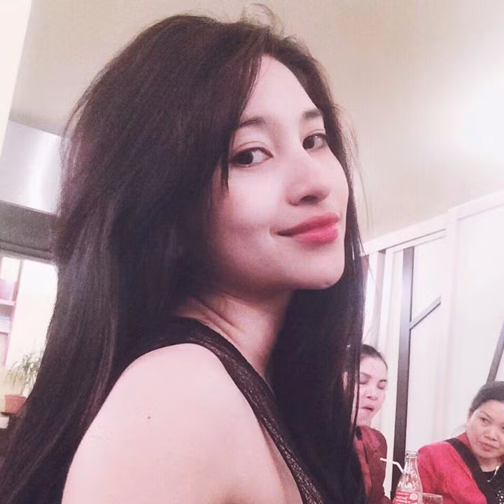 Khuôn mặt có nhiều nét lai Tây vừa cá tính vừa quyến rũ của Diệu Linh.