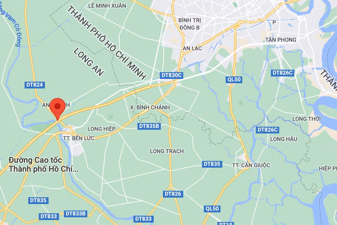 Xe cho Pho chu tich TP.HCM Le Hoa Binh gap tai nan tren cao toc-Hinh-3