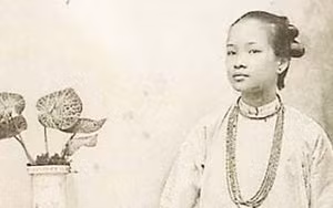 2 lần nhận được tiên tri, Nguyễn Trãi vẫn bị tru di tam tộc - Hình 3 2 lan nhan duoc tien tri, Nguyen Trai van bi tru di tam toc-Hinh-3