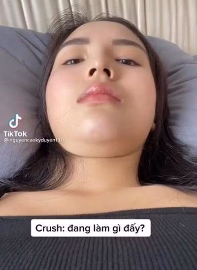 My nhan Viet bat trend khoe nong cam, tu “dim” soc luon!