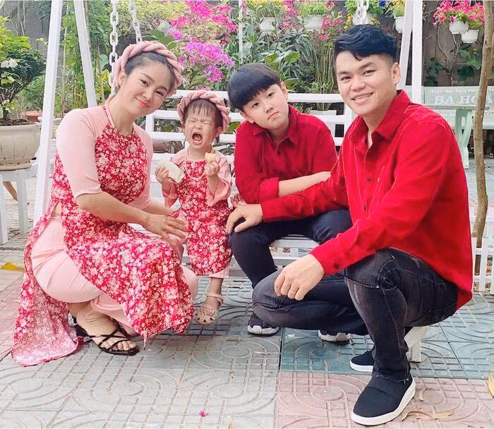Gia đình hạnh phúc của Lê Phương hiện tại.