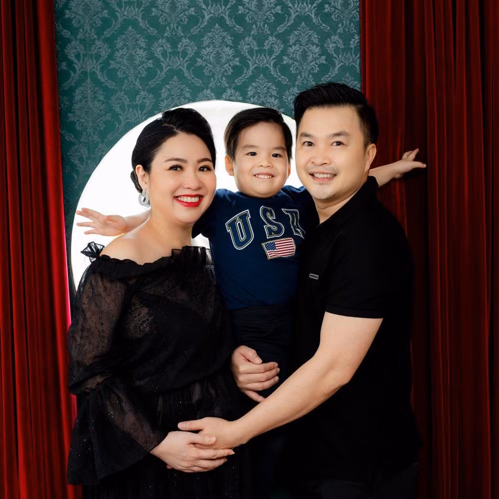 Dien vien Le Khanh sinh con thu 2